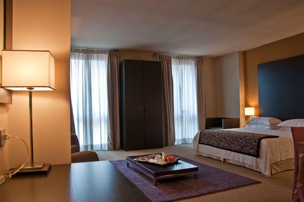 Hotel Fortyfive 3*